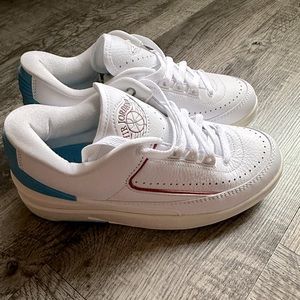 Air Jordan Retro 2